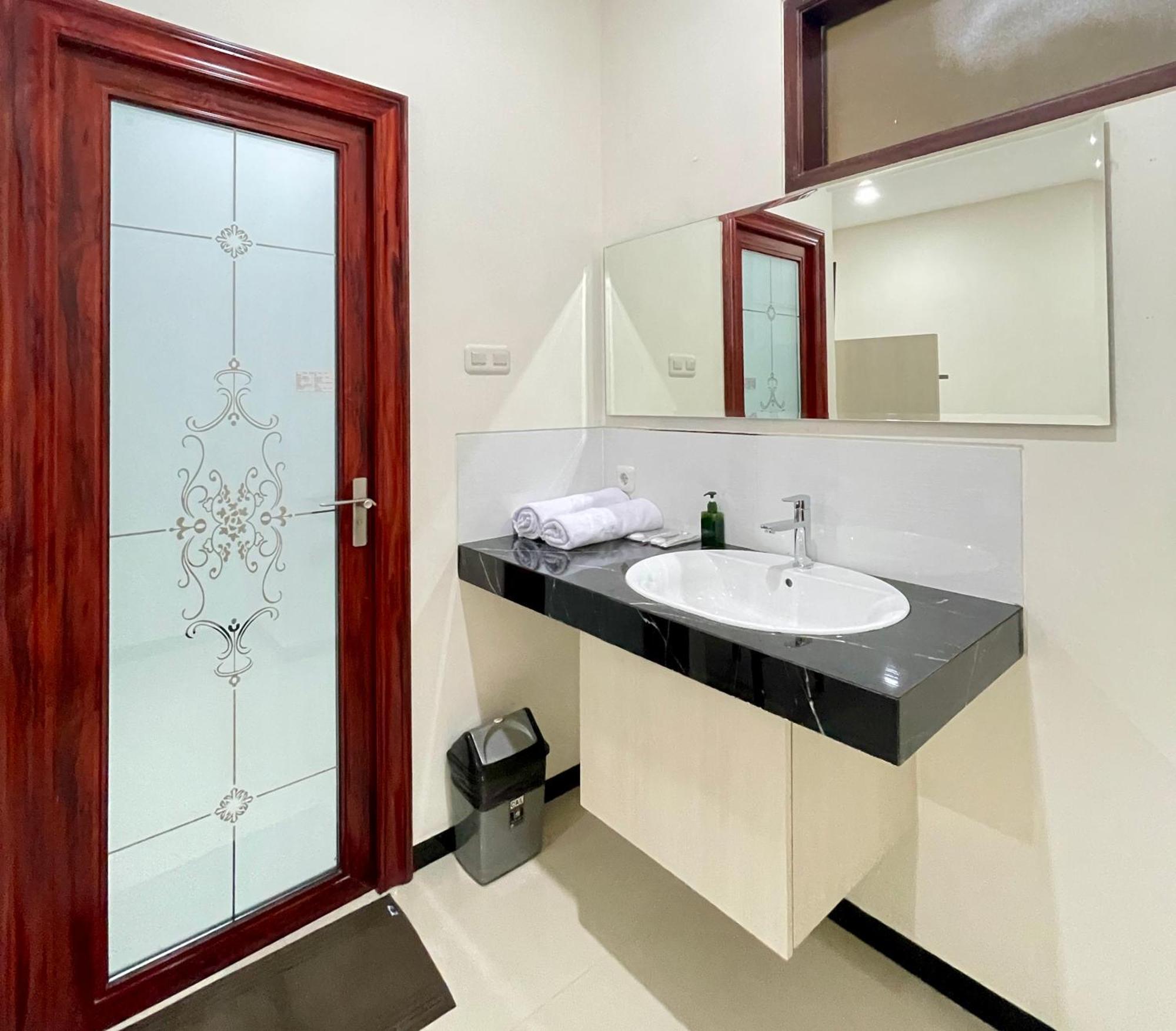 Kawa Living Otel Krukah Dış mekan fotoğraf